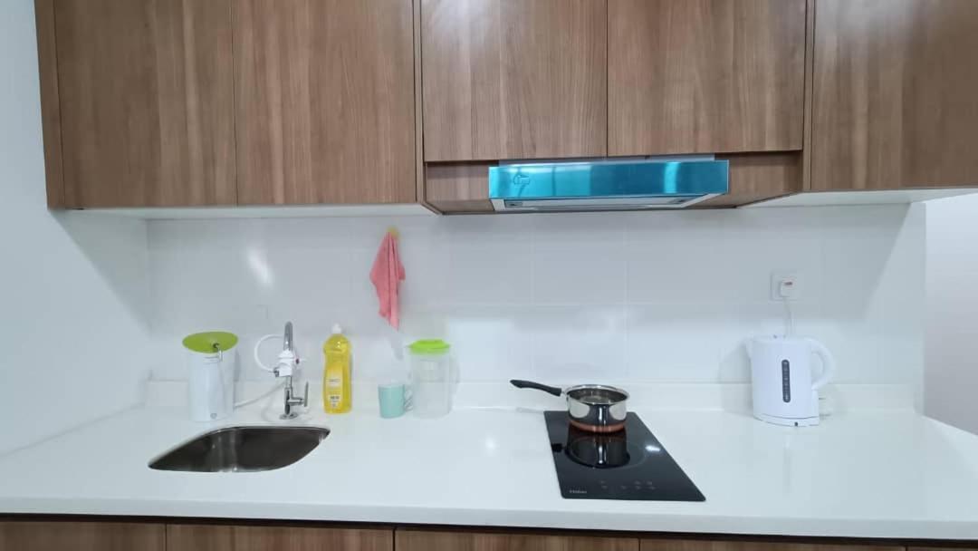 Ferienwohnung Pacific Towers Star Seksyen 13 Pj Jaya One Parking Pool Kitchen Petaling Jaya Exterior foto