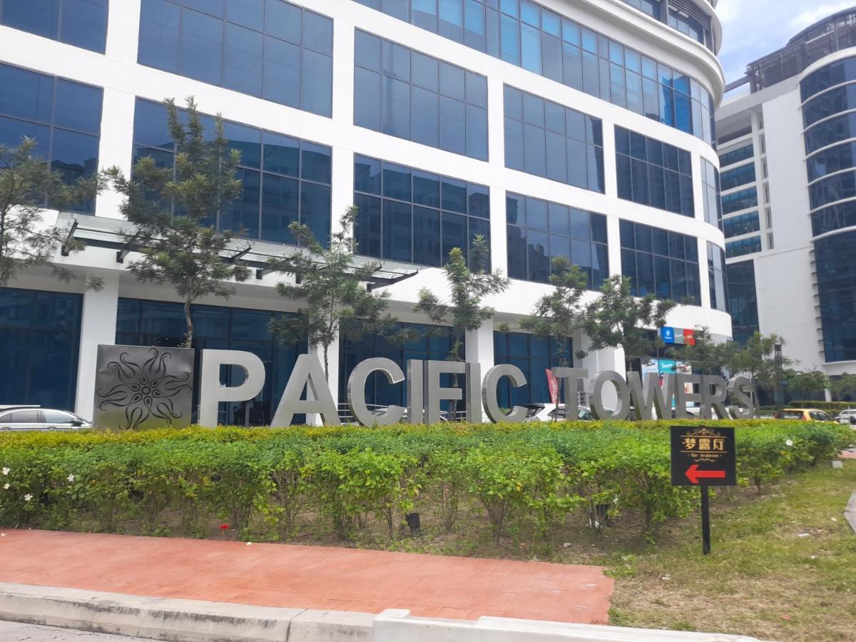 Ferienwohnung Pacific Towers Star Seksyen 13 Pj Jaya One Parking Pool Kitchen Petaling Jaya Exterior foto