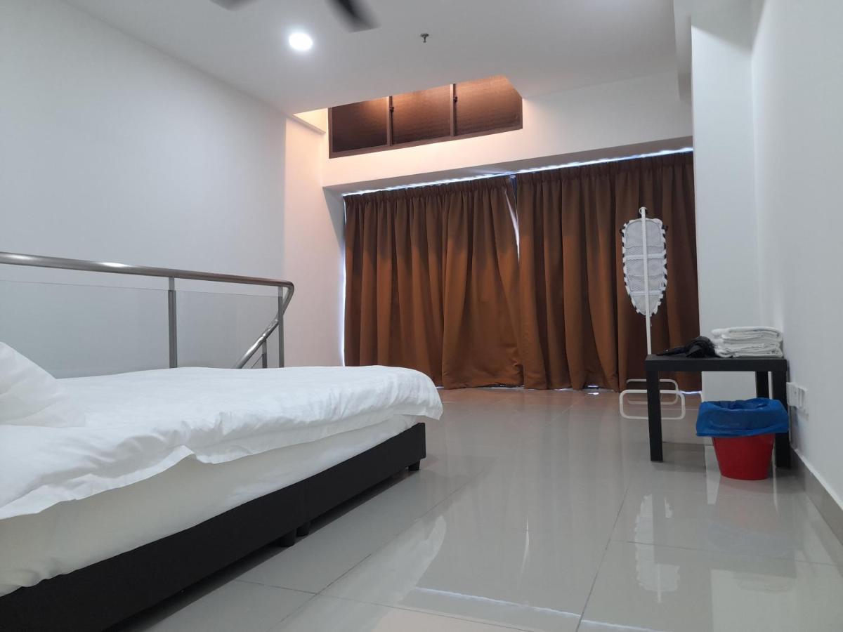 Ferienwohnung Pacific Towers Star Seksyen 13 Pj Jaya One Parking Pool Kitchen Petaling Jaya Exterior foto